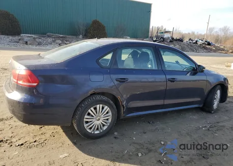 2014 Volkswagen Passat S z USA, uszkodzony, nr VIN 1VWAT7A30EC061347